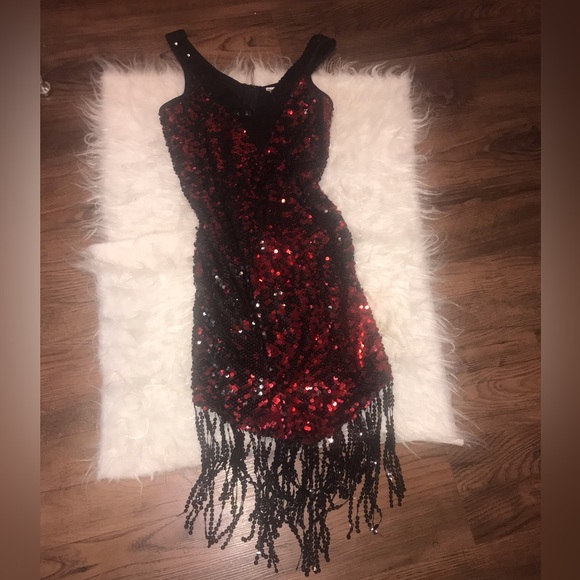 Elegant Red Sequin Dress Glamour size small flapper costume red black bling - Picture 1 of 4